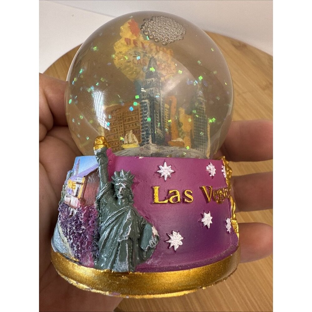 LAS VEGAS SNOW GLOBE ~ 3.25” ~ - Picture 7 of 12